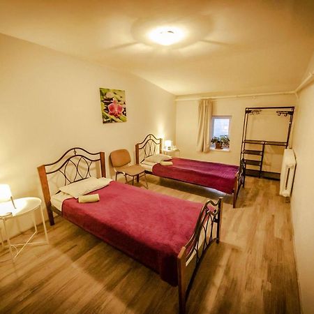 Rooms Marija Riga Esterno foto